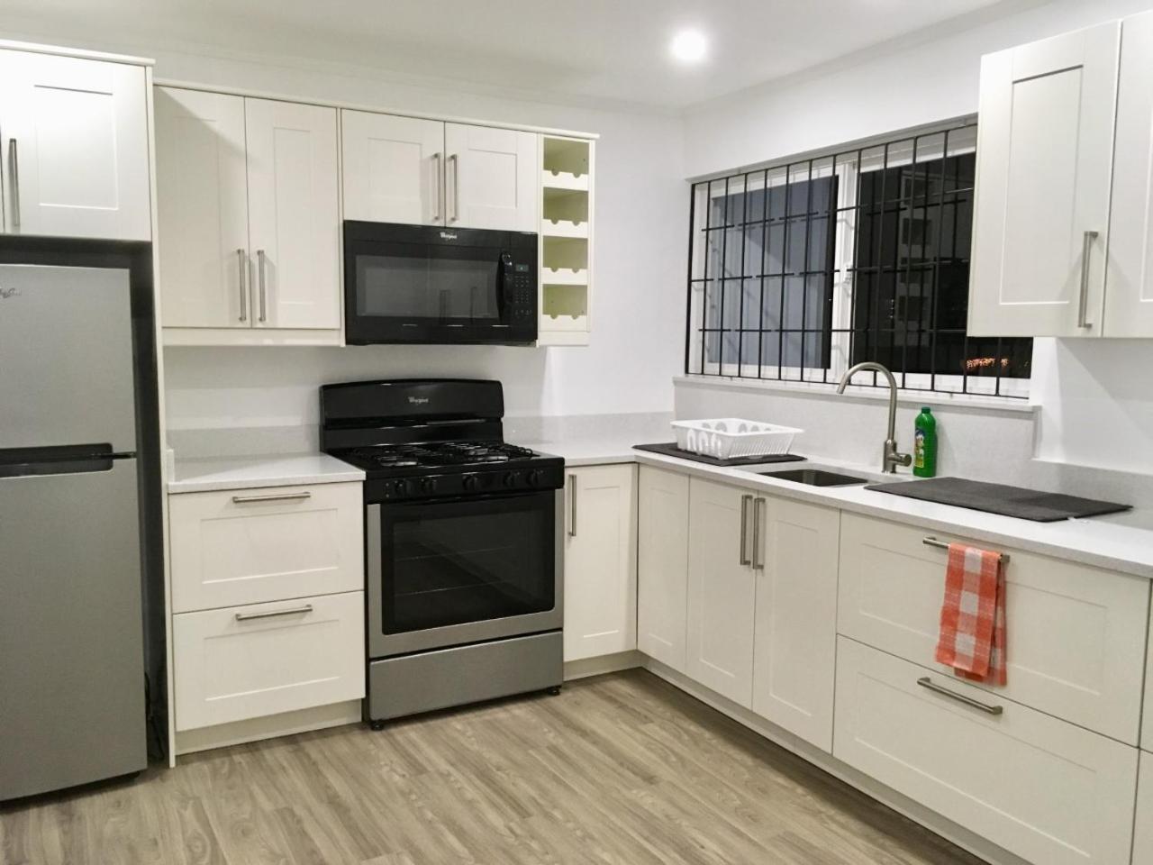 Dover Woods Apartments クライストチャーチ エクステリア 写真